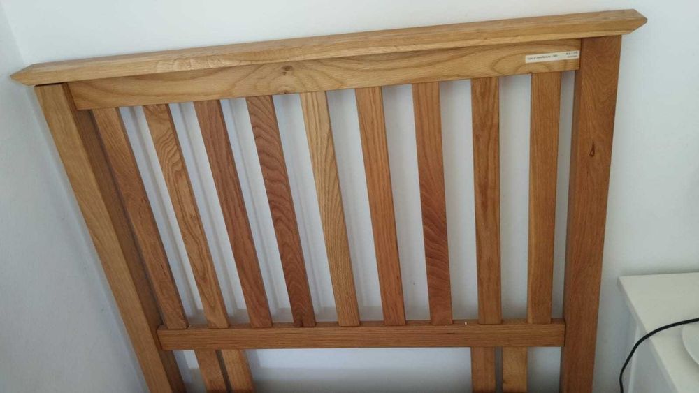 Sommier cama solteiro com gavetas, colchão e cabeceira em madeira