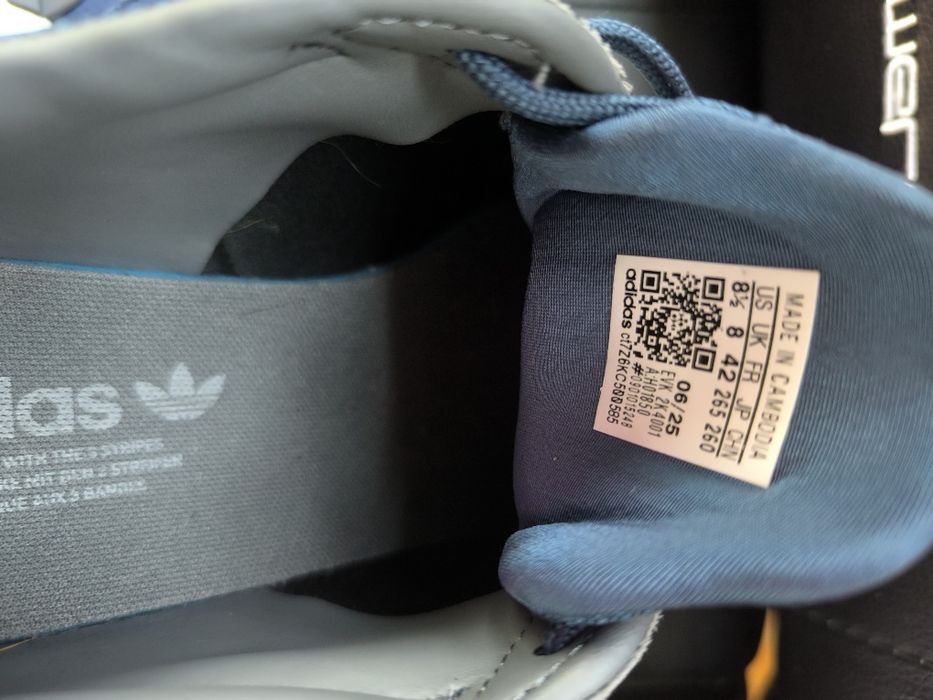 Tênis adidas ZX 700 HD