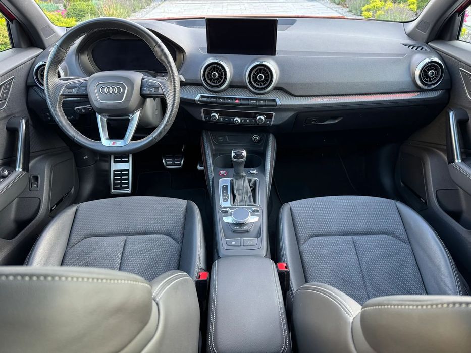 Audi SQ2 Faktura VAT 23%