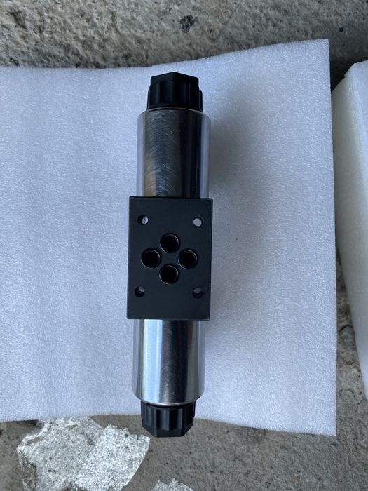 Гидрораспределитель BTA. 4WE6J-6X/EG24Z5L