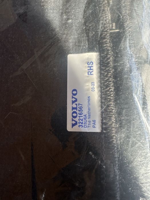 Коврики volvo xc60 2017-2025рік,32216555