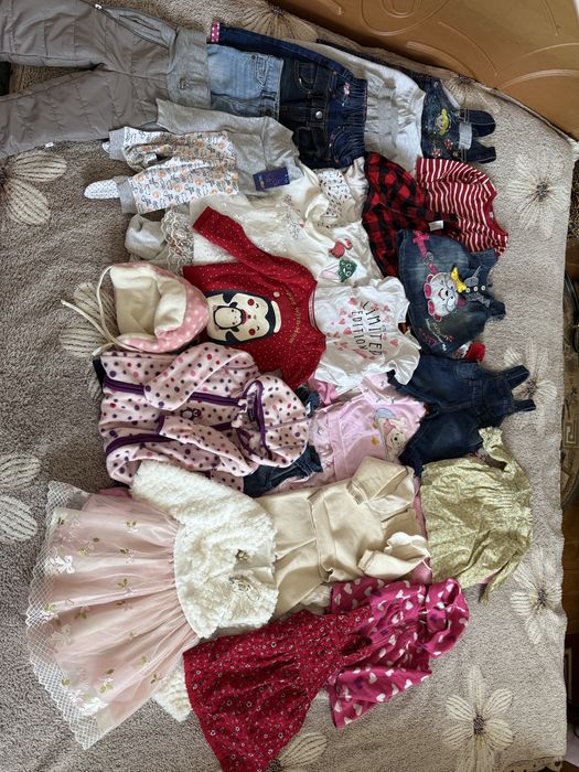 Одяг для дівчинки в ідеальному стані