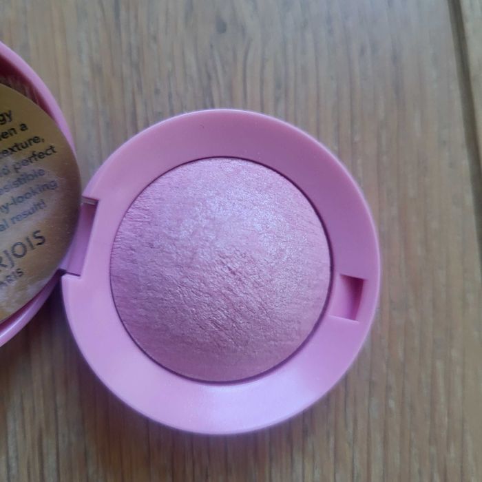Róż do policzkow Bourjois 17 Rose Tendresse