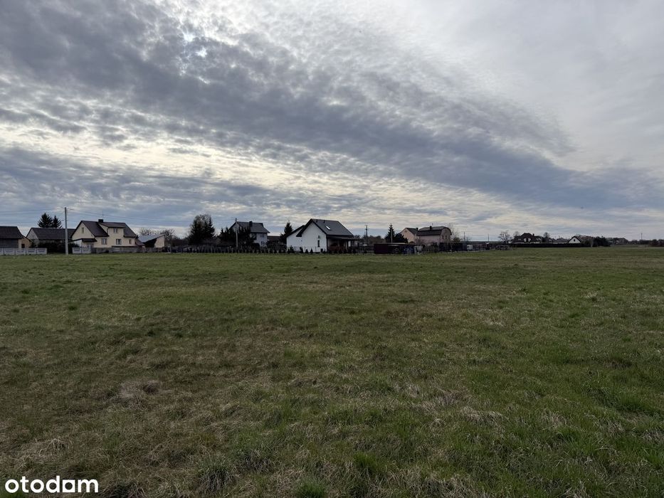 Działki od 1812m2 do 2628m2 z mediami w spokojnej wsi