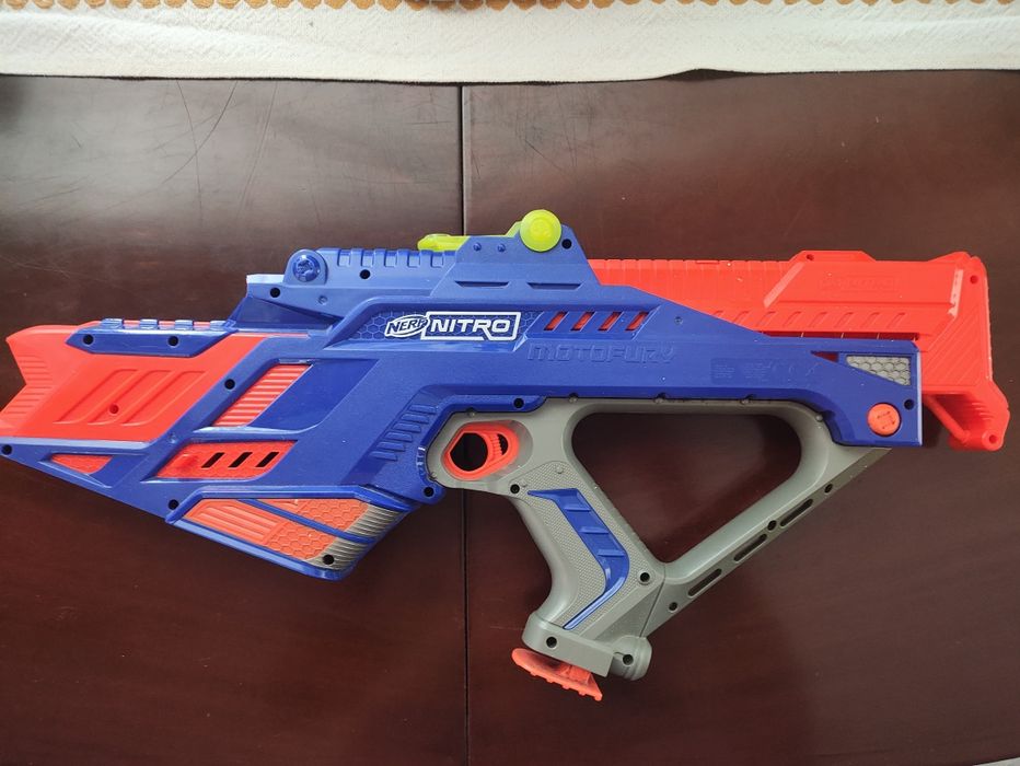 Nerf nitro sem carros
