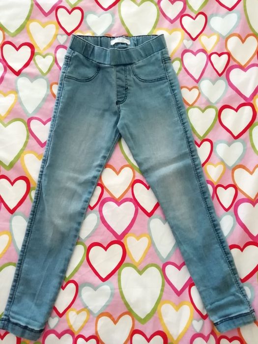 Calças de ganga elásticas 4-5 anos como novas