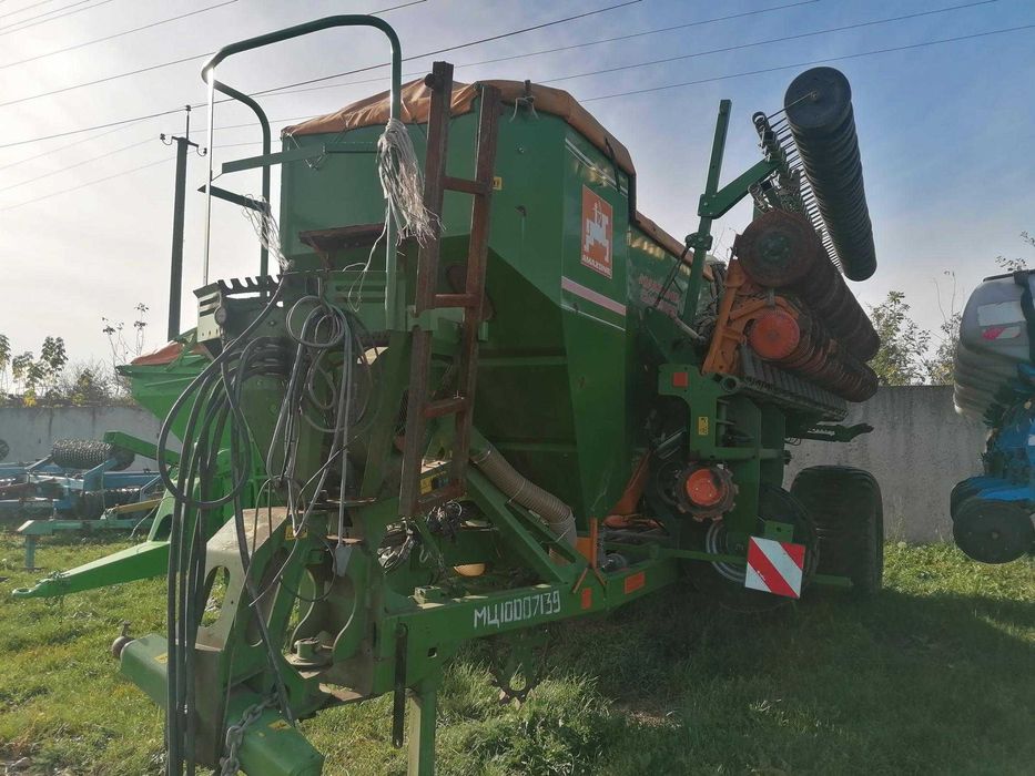 Сівалка суцільного висівк пневматична CITAN 9000