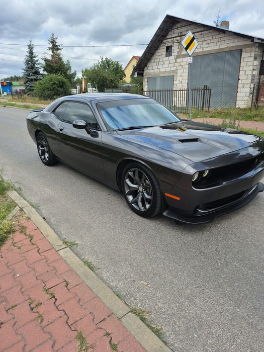 Dodge Challenger