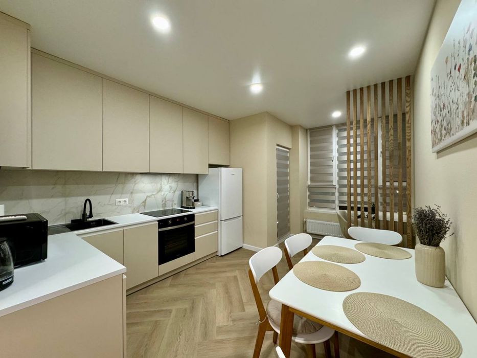 Карамельна насолода в ЖК Фаворит. Ваш ідеальний відпочинок подобово!