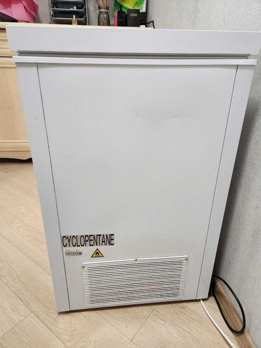 Морозильна камера Elenberg CFR-201