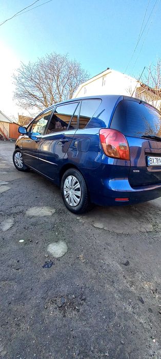 Тойота версо корола