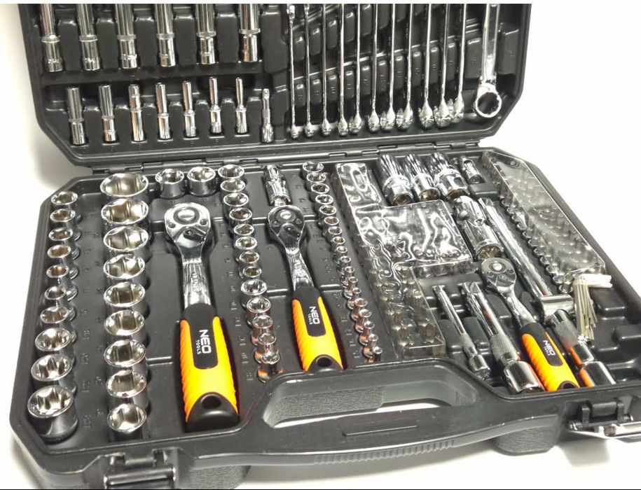Zestaw kluczy NEO TOOLS 219PCS