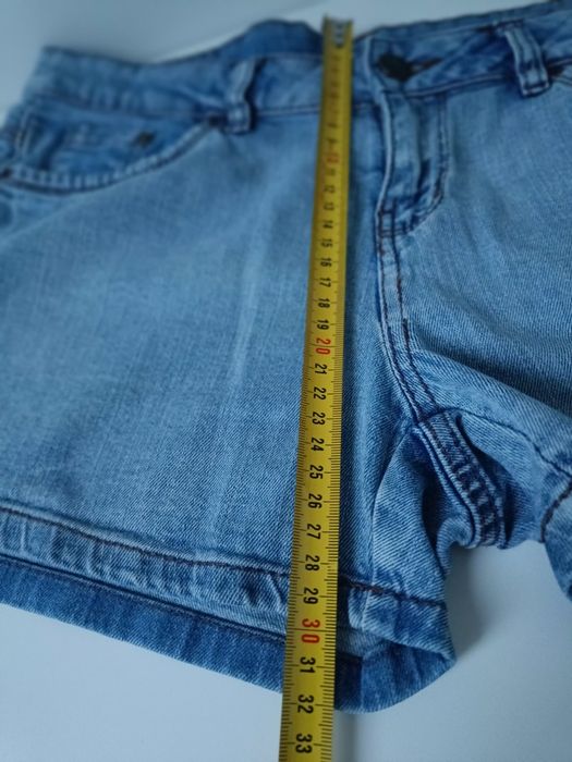 Jeansowe spodenki szorty Esmara M 38