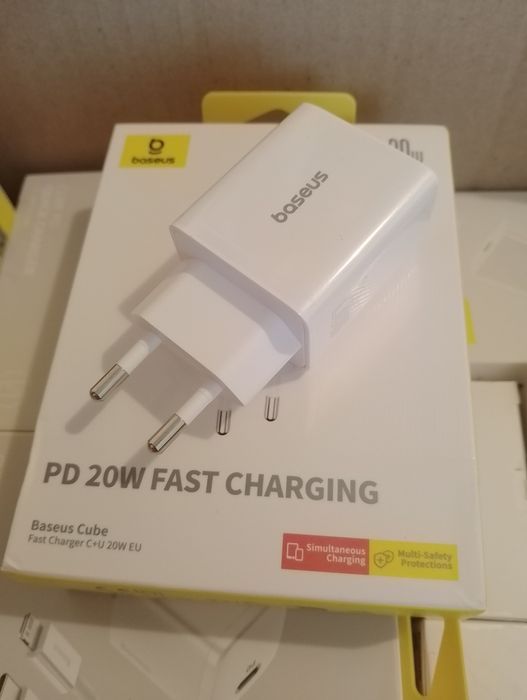 Швидка зарядка Baseus 20w(тайпС+юсб)
