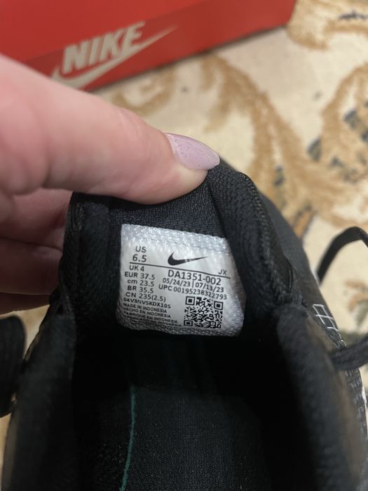 Кросівки найк. Стан нових. Не підійшов розмір.