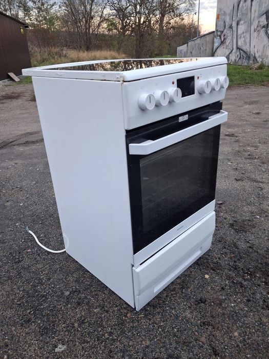 Kuchenka z płytą ceramiczną