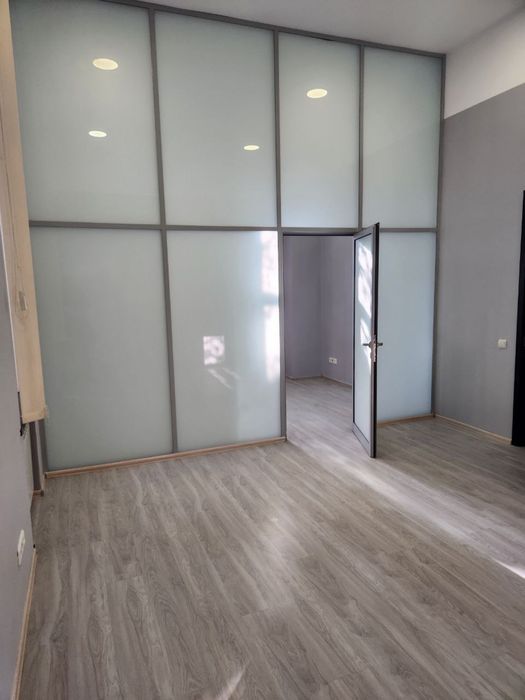 Отдельно стоящее офисное здание. Собственник