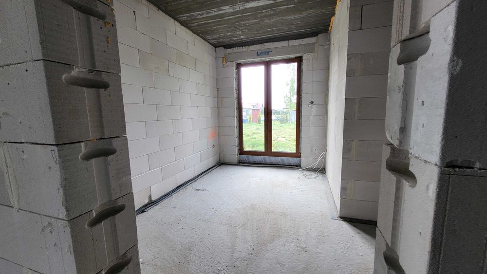 Na sprzedaż przestronny, nowo wybudowany dom jednorodzinny do wykończenia  o powierzchni około 148 m², zlokalizowany w malowniczym Burkacie - Widok 5