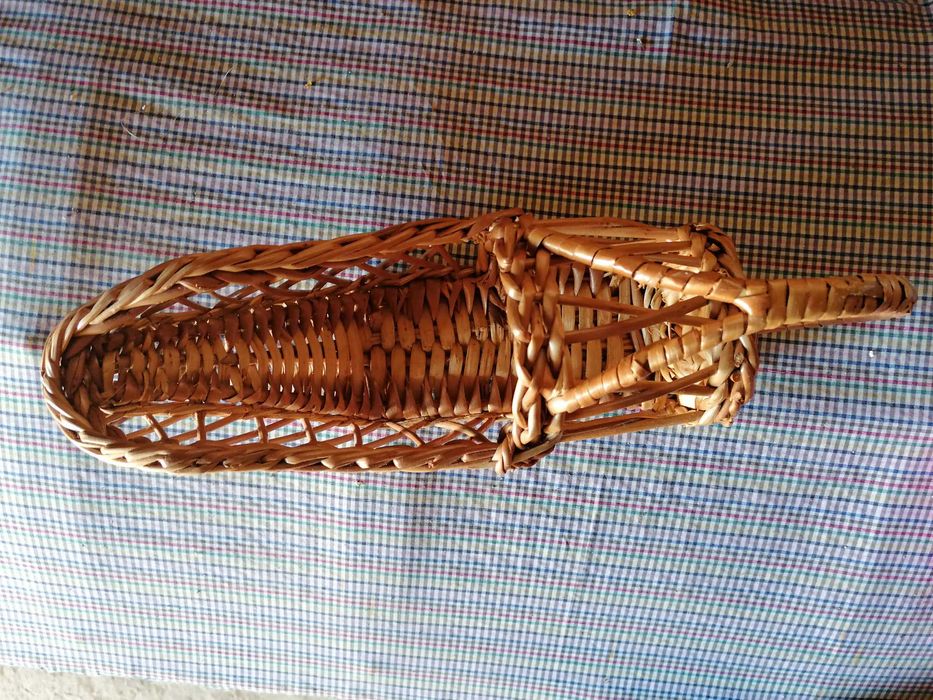 Suporte em verga para garrafa