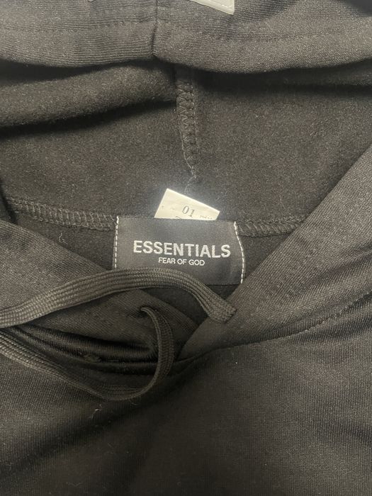 Продам кофту essentials