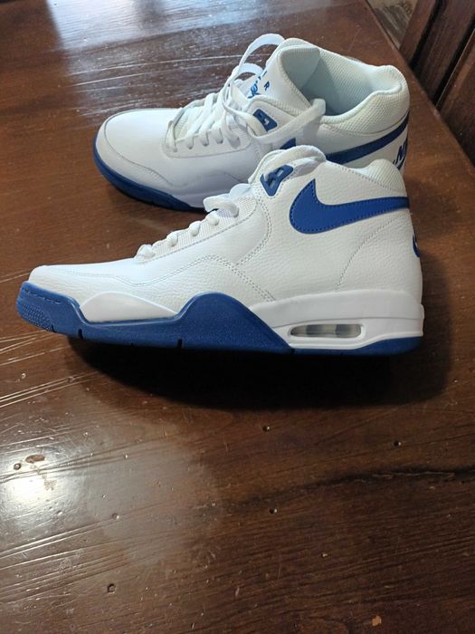 Nike Flight Legacy