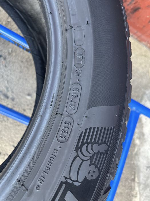 235/55/19 R19 Michelin CrossClimte2 всесезонні 4 шт ціна за 1 шт