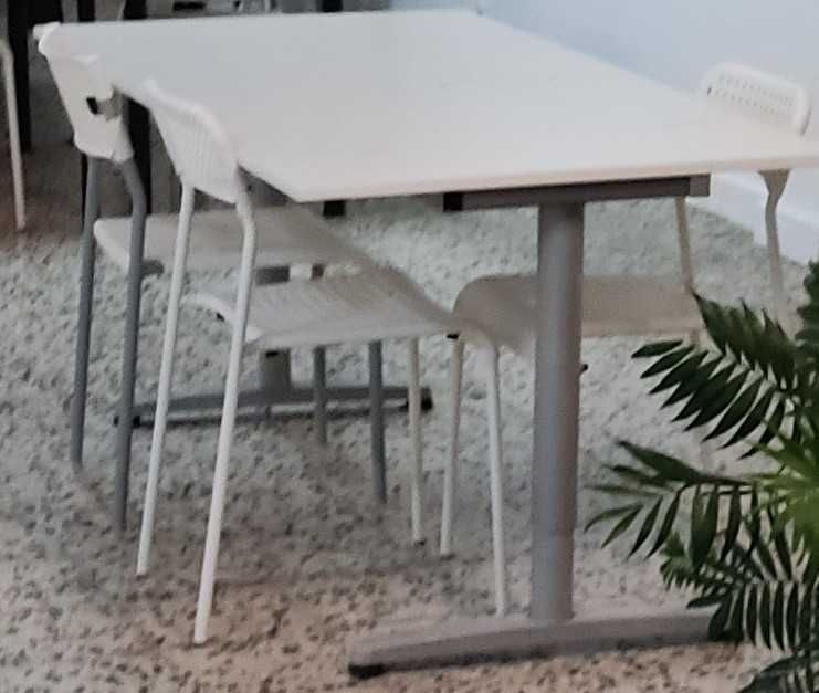 Mesa de escritório Ikea