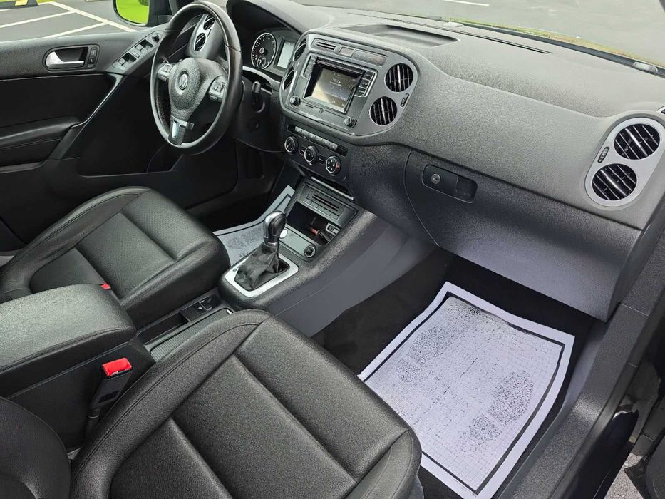 Volkswagen Tiguan S 4Motion      2016