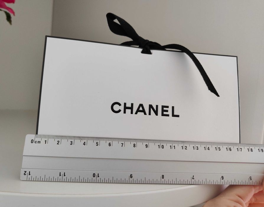 Kartonik składana torebka papierowa Chanel