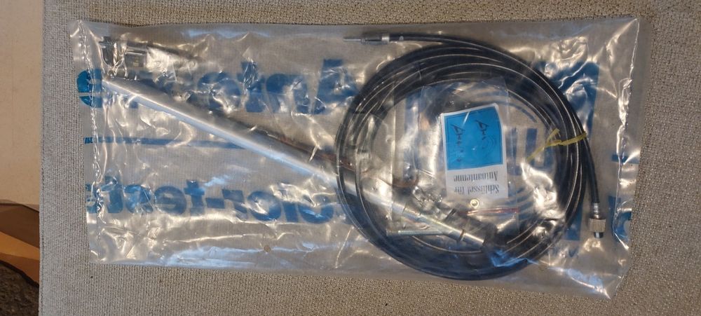 antena+de+r%C3%A1dio+e+colunas+para+autom%C3%B3veis64563985256579121