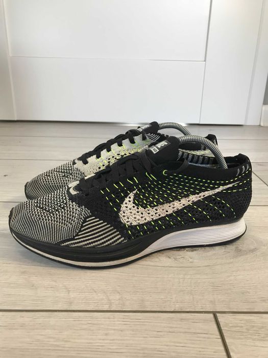 Buty Nike Flyknit Racer rozm. 40