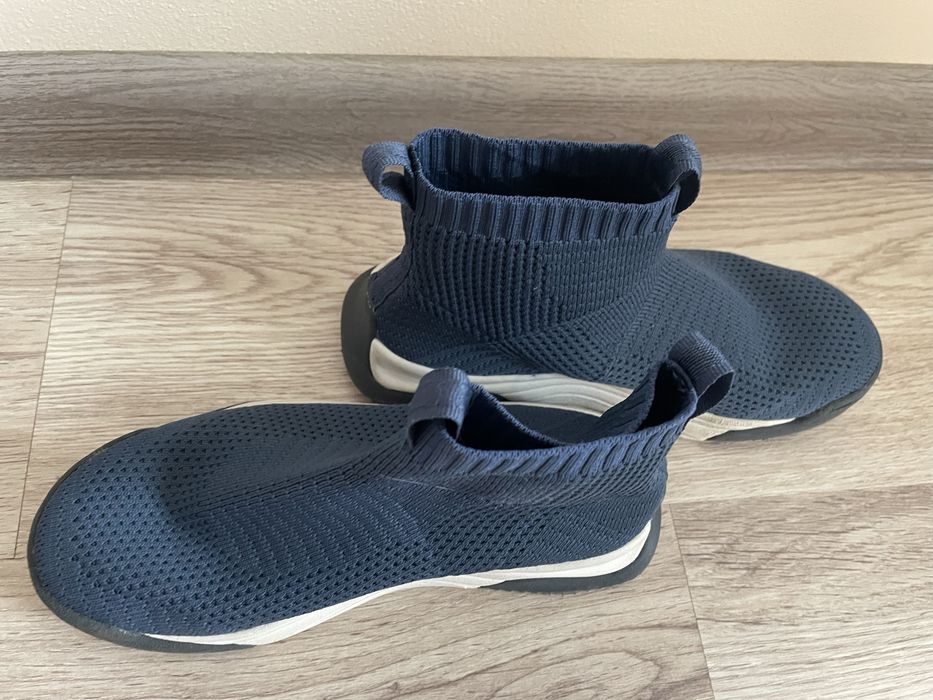 Продається взутт кроси хайтопи zara 32розмір