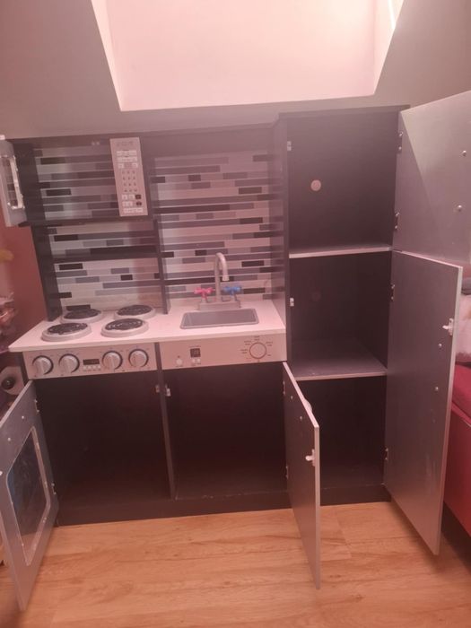 Kuchnia drewniana zabawka