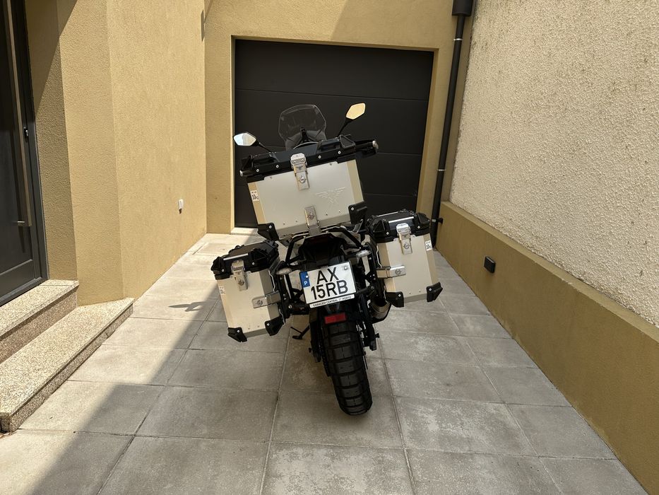 Moto Morini X-Cape 649
