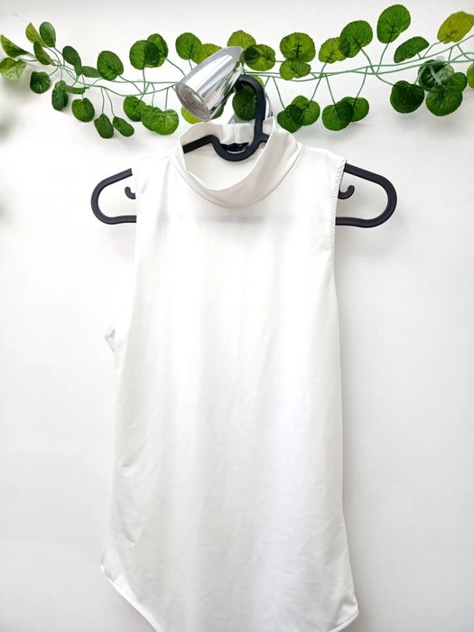 Body Branco de Cavas