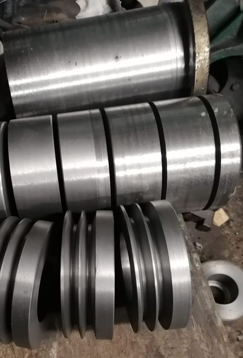 Tuleja zeliwna fi 160mm i większe