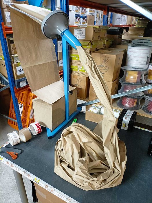 Embalamento - Enchimento de papel, dispensador para caixas compactas