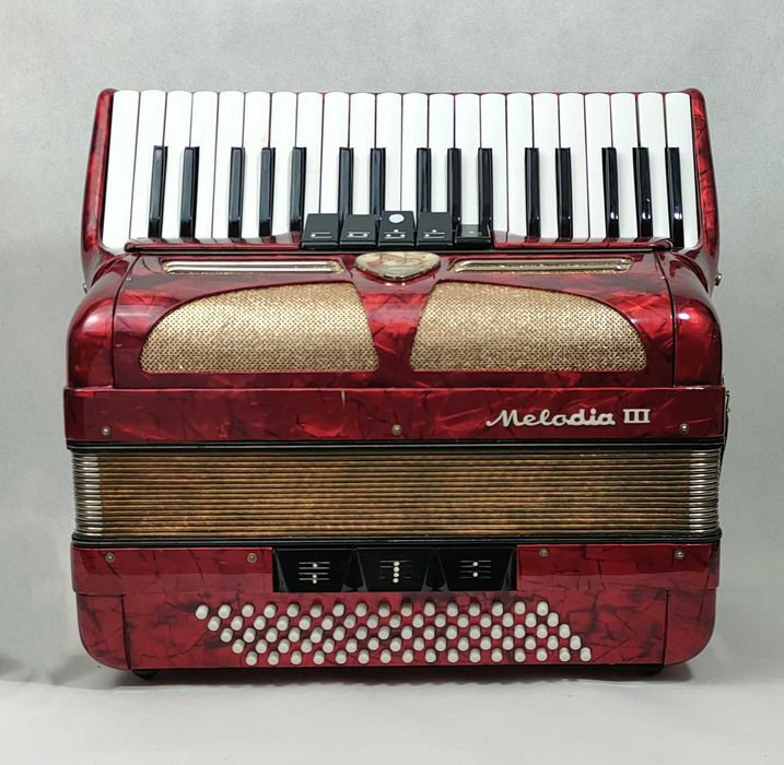 Akordeon Lignatone Melodia III 80 basów
