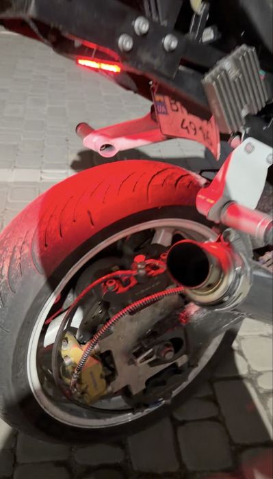 Honda cbr 600  f4i stunt (не slider bws aerox rocket gilera)
