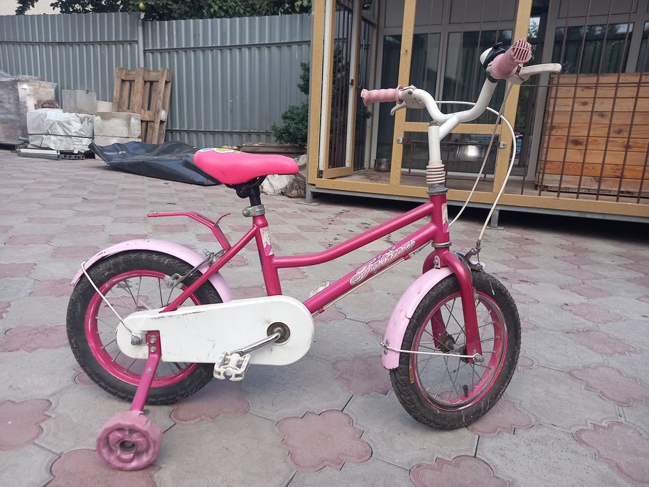 Дитячий велосипет.
