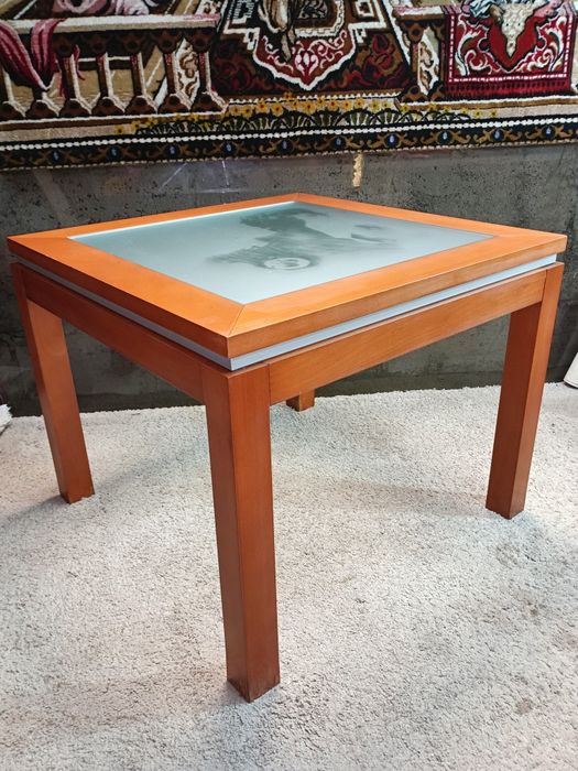 Mesa de centro em madeira maciça de cerejeira