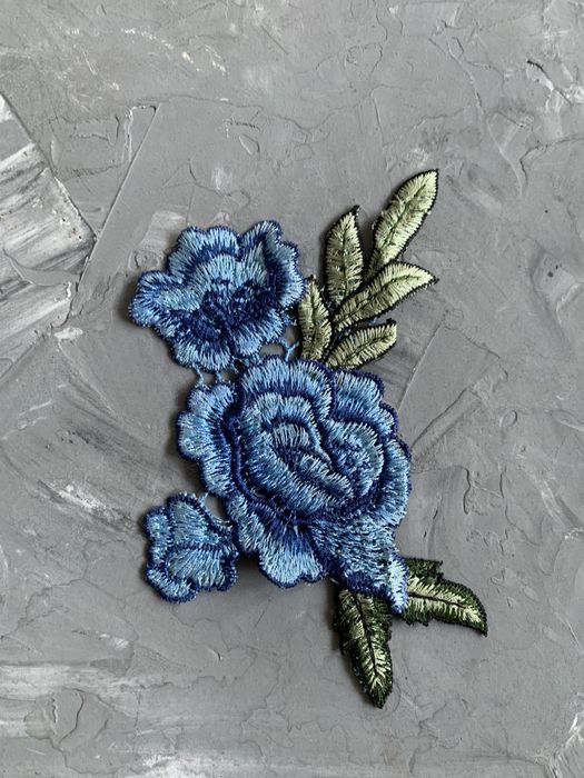 Пришивные патчи накладная вышивка термостикеры цветы розы заплатки