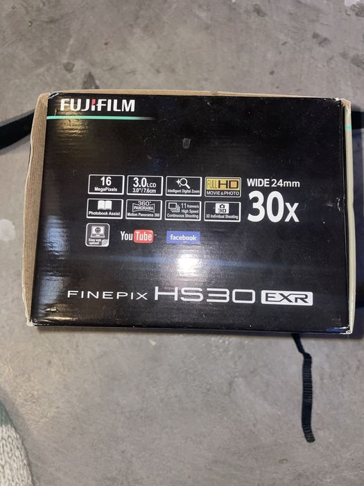 Компактний фотоапарат Fujifilm FinePix HS30EXR Black