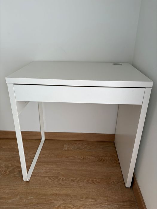 Secretária IKEA Micke Branca