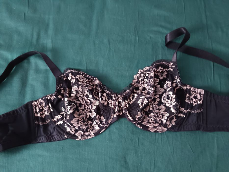 Biustonosz 70E Dorina