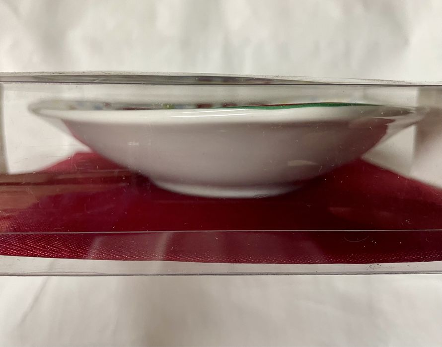 Prato triangular - novo