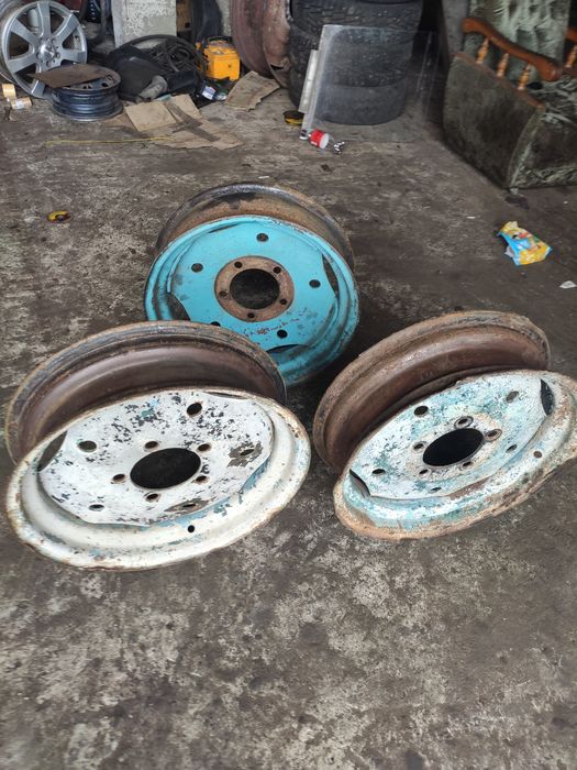 Диски мтз 80 50  стакани циліндричка полуося все по мтз диференціали..