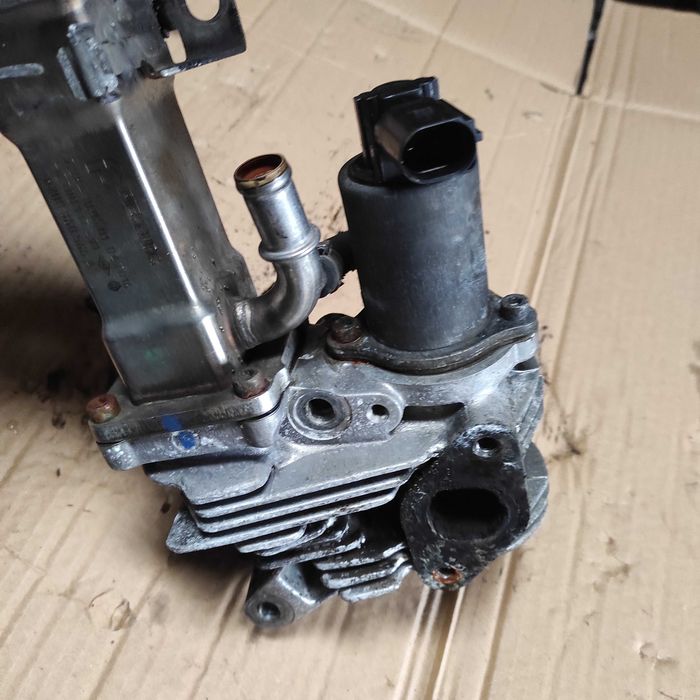 Chłodnica Spalin Zawór EGR Scenic II 1,9 DCI Komplet