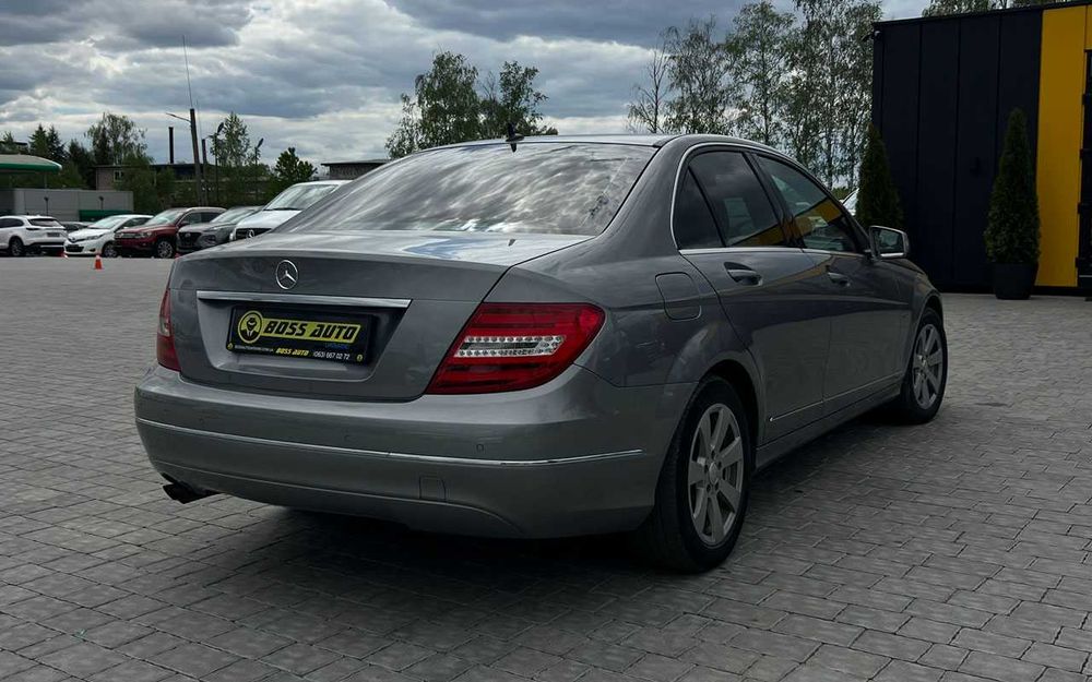 Mercedes-Benz C 200 2012