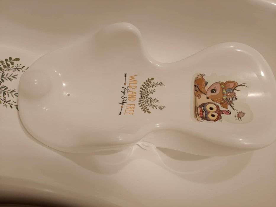 Wanienka Tega Baby ze stelażem i fotelikiem kąpielowym